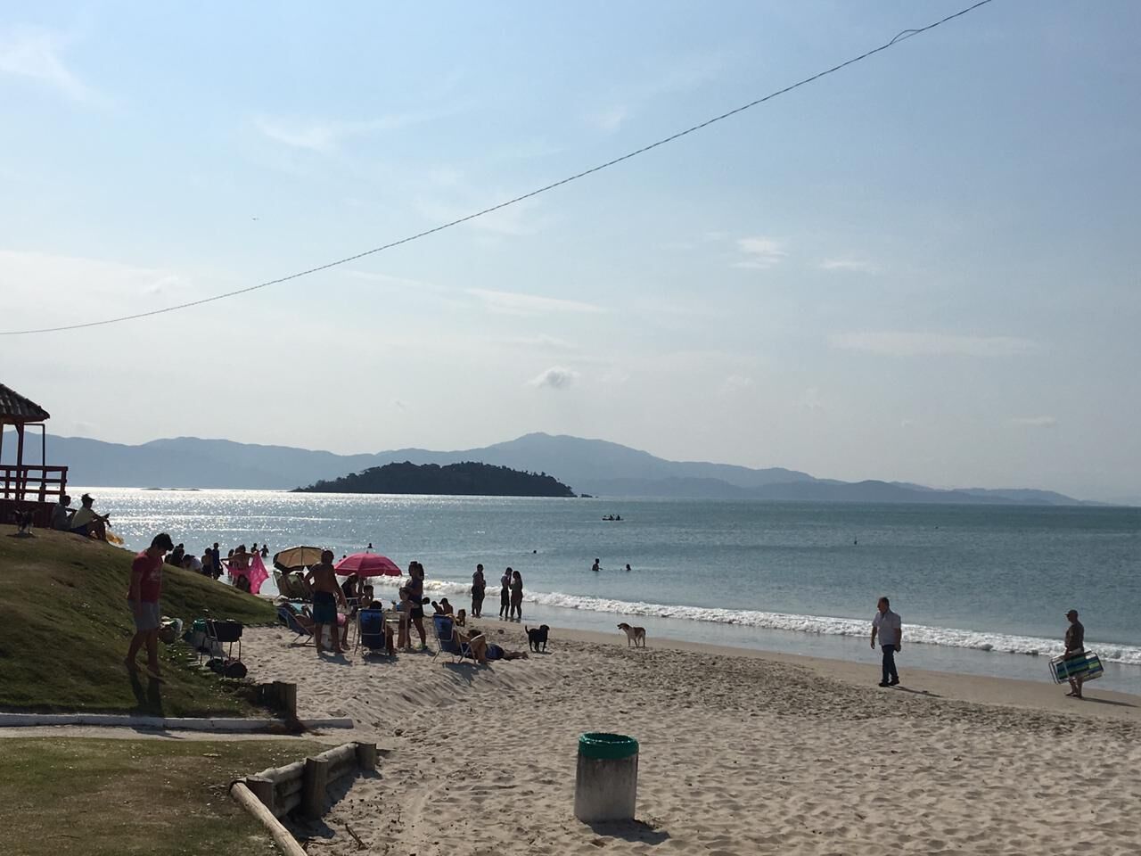 靠近海滩