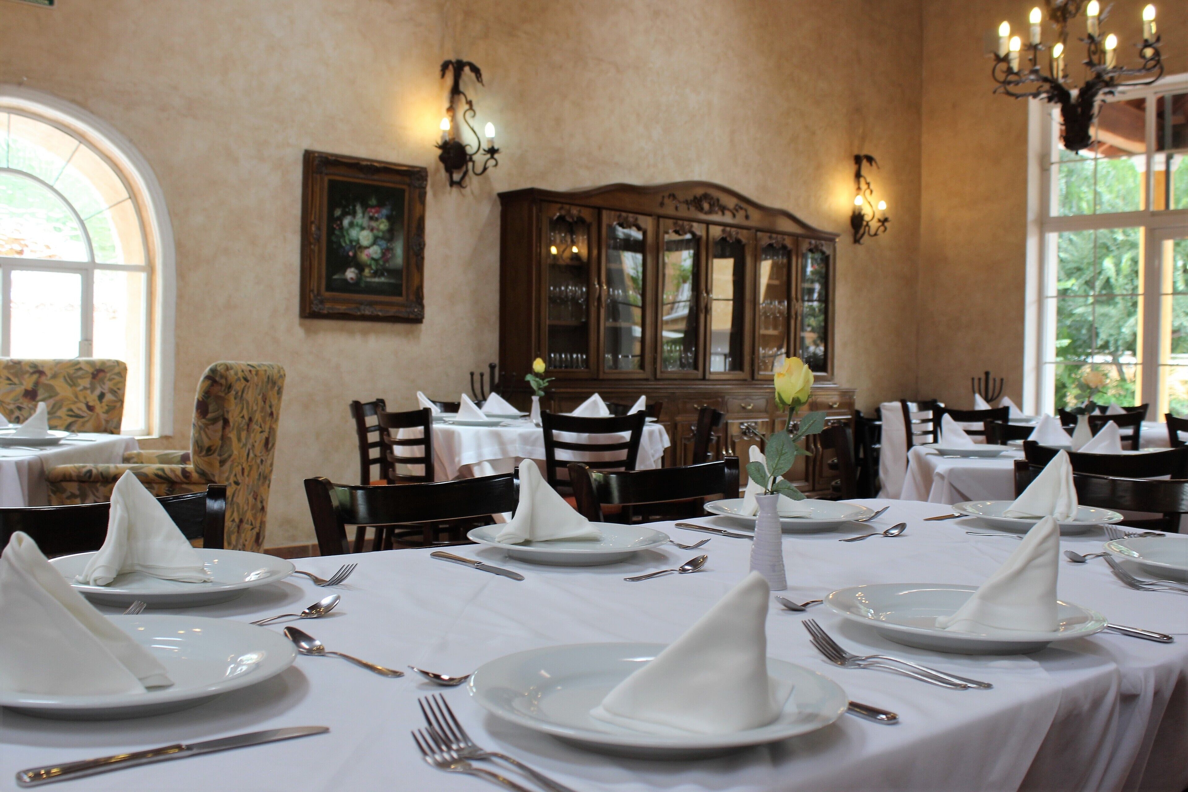 breakfast, lunch, dinner served; mexican cuisine