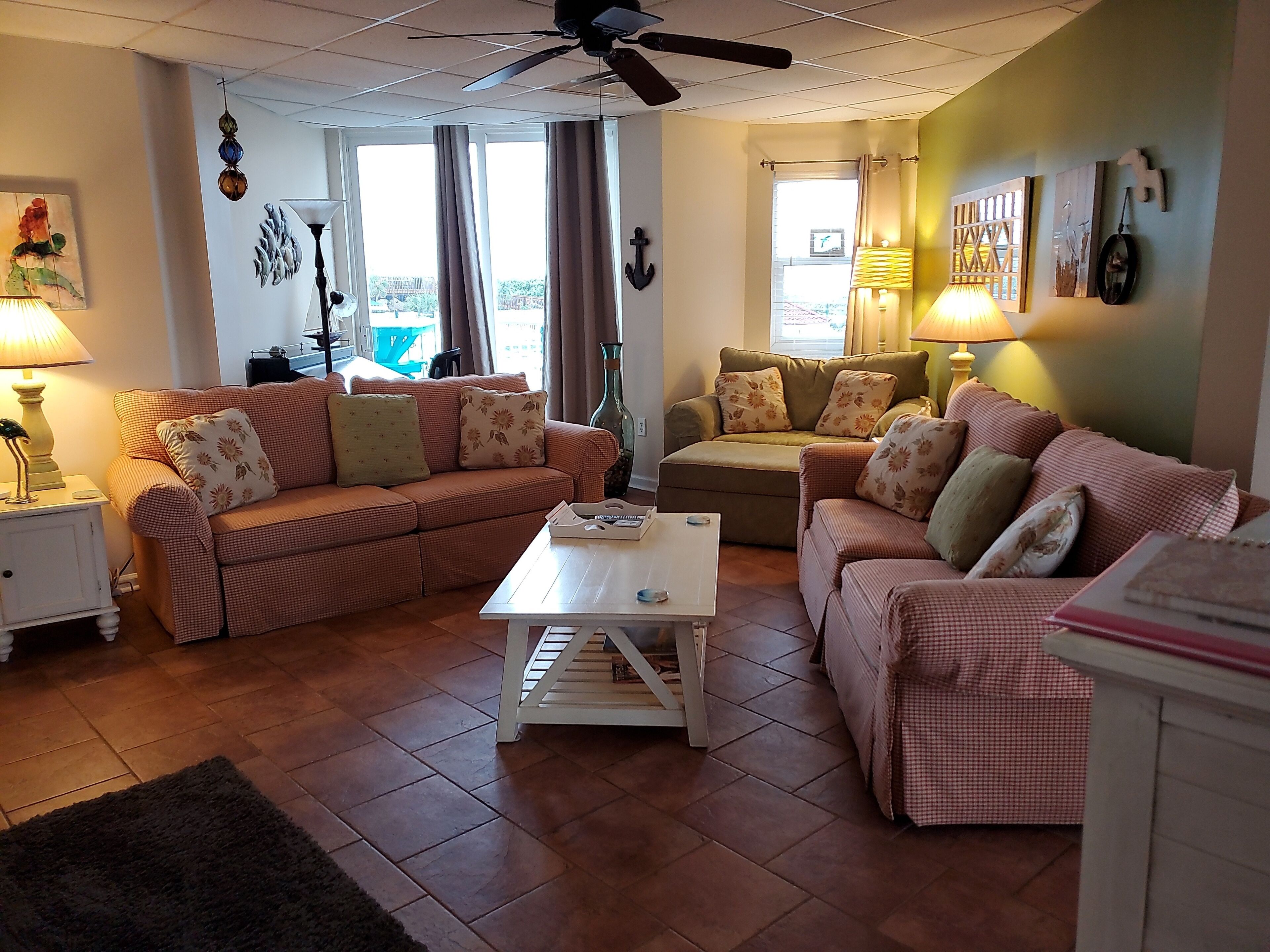 Beautiful St. Regis Resort - sun, sand, relaxation!