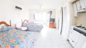 Room - Negril Studio Terez (Negril)