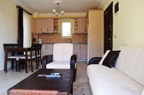 1 bedroom, iron/ironing board