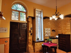 Interior - Casa Montana (Agrigento)