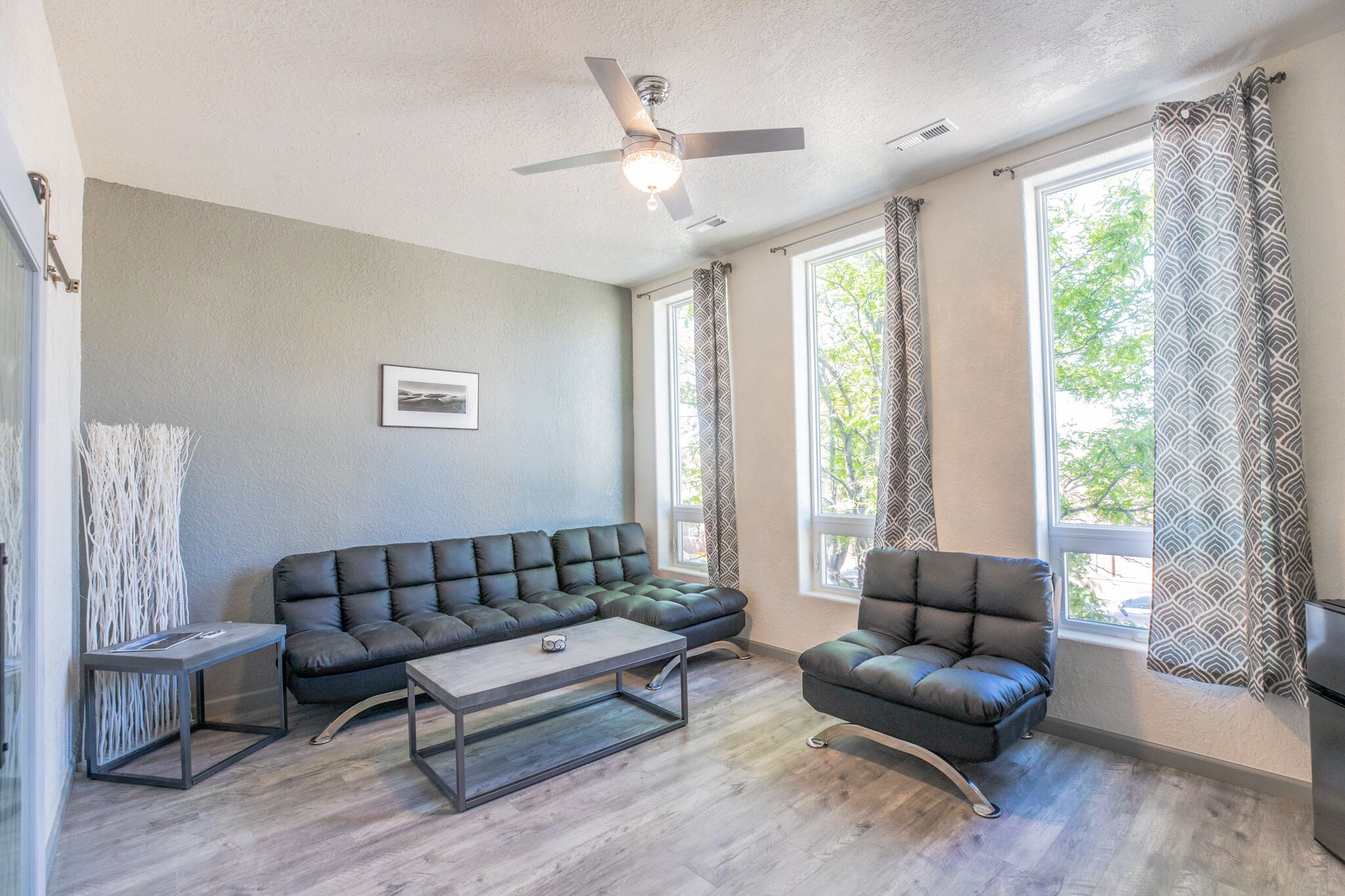 Loft #2 of 5 Private Queen Bedroom, 1 bathroom Suite