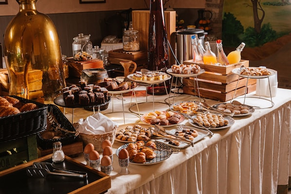 Tägliches inbegriffenes Frühstücksbuffet