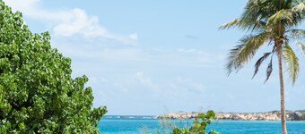 Six View - Beach Front Appartement