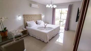 Suite presidencial | Minibar, caja fuerte, escritorio y wifi gratis