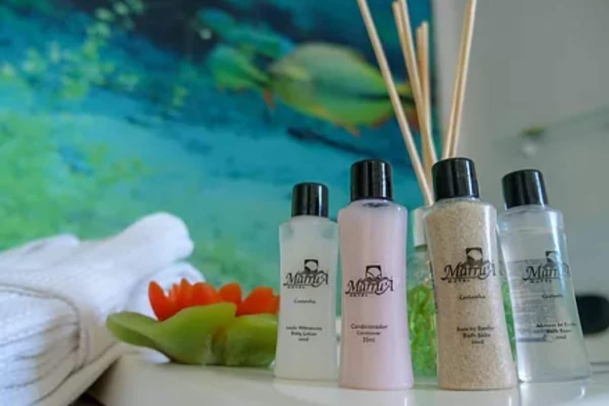 luxury suite | bathroom amenities | free toiletries, towels