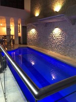Una piscina techada