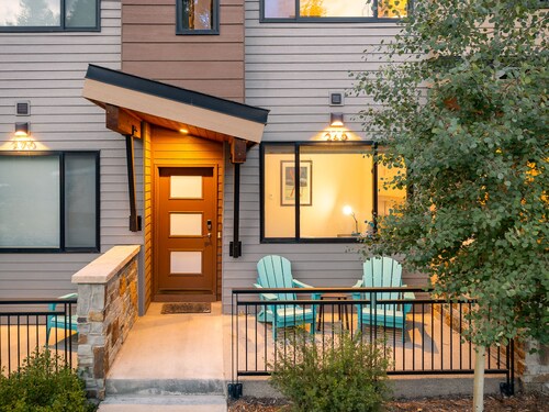 Keskustaan kuuluva WP-huvila # 268 lähellä lomakohteita - katolla varustettu poreallas näkymillä / ILMAINEN aktiviteetti ja kuljetuspalvelu