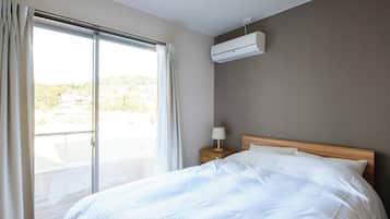 2 bedrooms, desk, iron/ironing board, free WiFi