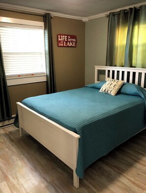 3 室のベッドルーム、セーフティボックス (室内)、WiFi、ベッドシーツ