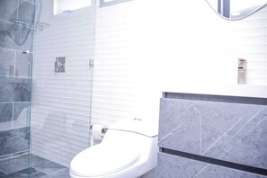 Shower, towels