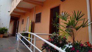 Property entrance - Pousada do Sol (Bauru)