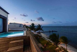 Lämmitetty uima-allas