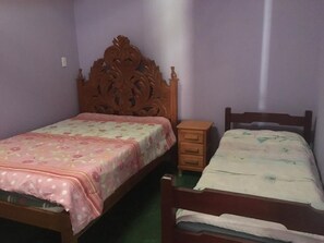 Casa - 3 quartos - 15 pessoas - banheiro compartilhado | 3 bedrooms - Fazenda Olaria (Pirenópolis)