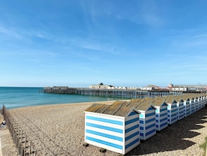 Una playa cerca
