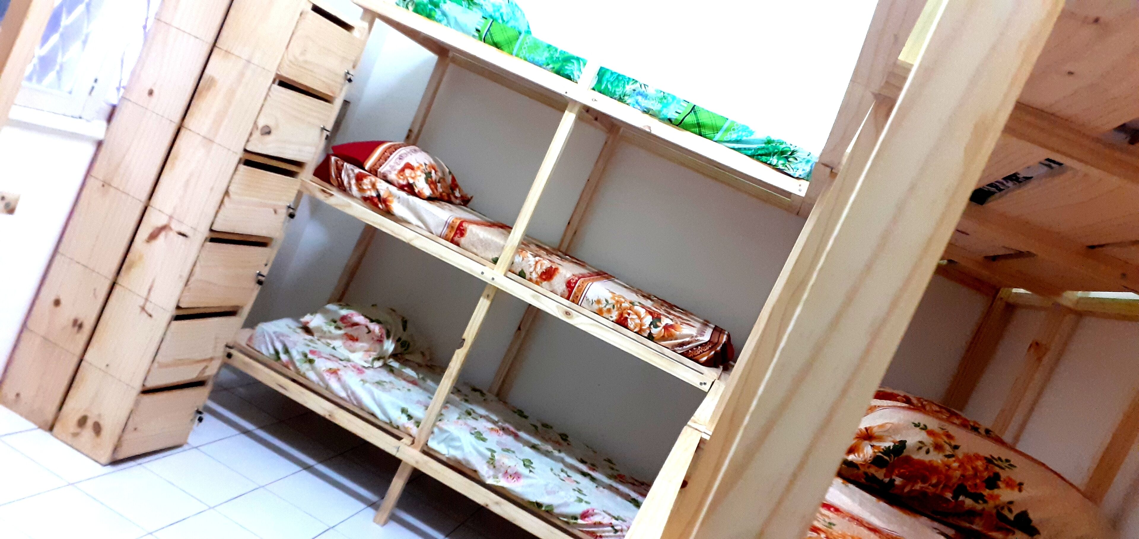 Free WiFi, bed sheets