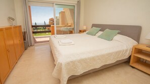 2 soverom, strykejern/-brett, wi-fi (inkludert) og sengetøy