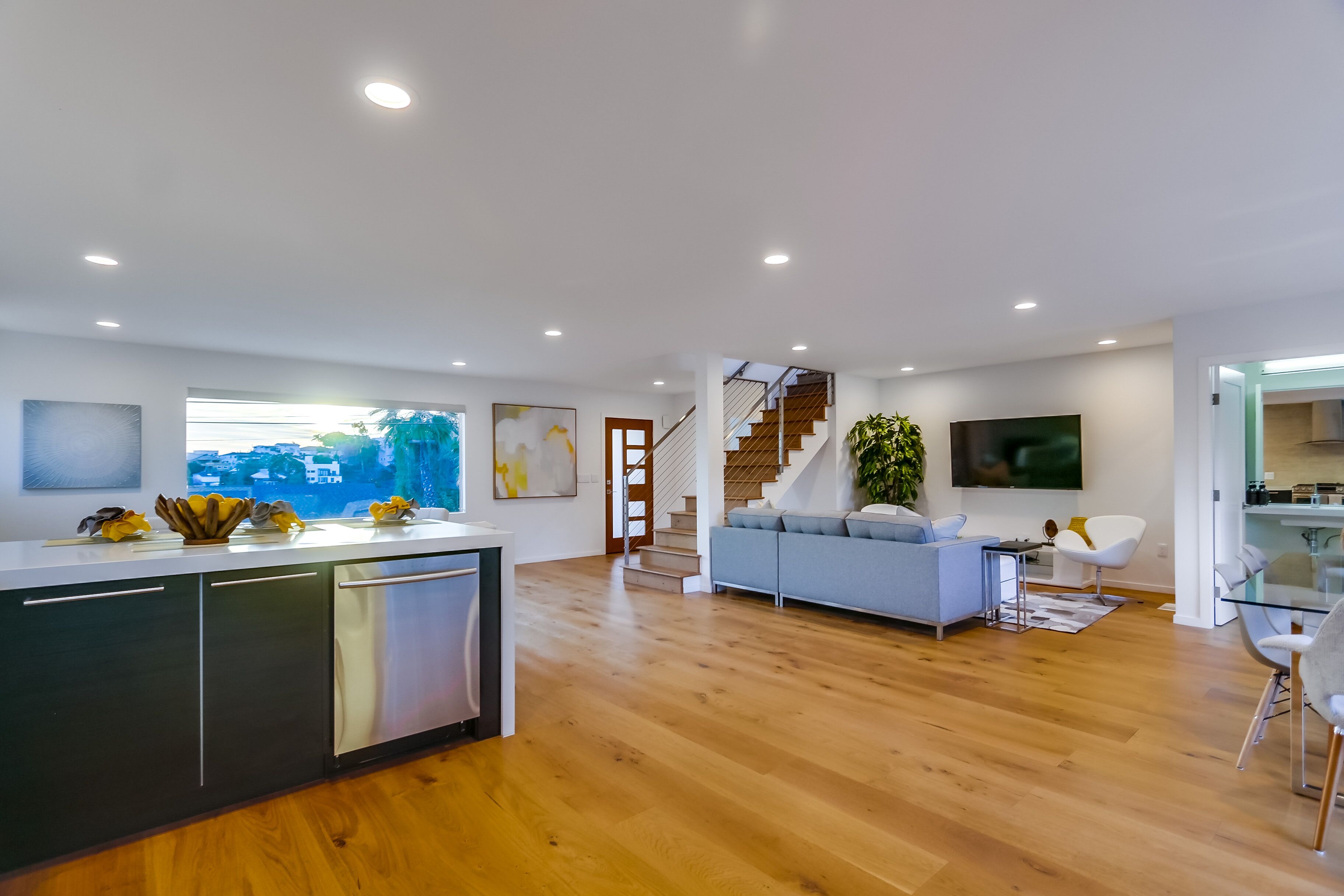 Luxury Retreat with Ocean & Canyon panoramic views, 5min to dwtn, multiple decks