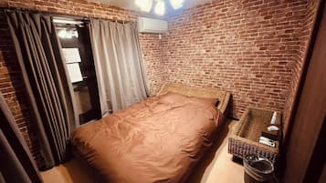 Casa (Private Vacation Home) | 3 camere, una scrivania, postazione laptop, tende oscuranti