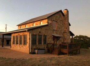 Exterior - Texas Hill Country House- 17 private, dog friendly acres  (Blanco)