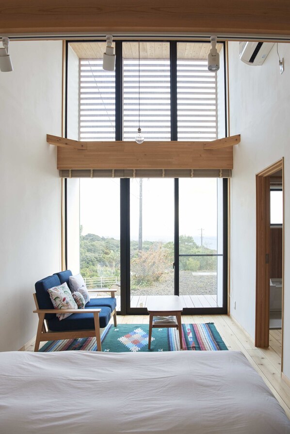 Room11, Twin Sea view | Egyptian cotton sheets, premium bedding, down comforters