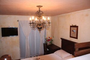 ห้องแฟมิลี่สำหรับสี่ท่าน | Wi-Fi ฟรี, ผ้าปูที่นอน