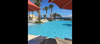 Completely Rebuilt, redesigned, luxurious vills at Dawn Beach, St.Martin
