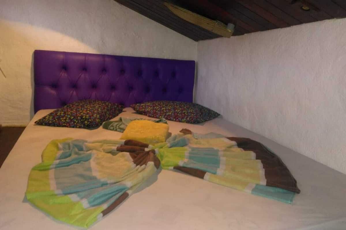 Quarto duplo standard | Wi-Fi de cortesia, roupa de cama