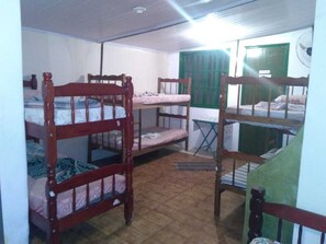 Traditional Shared Dormitory - Camping da Cachoeira (Angra dos Reis)