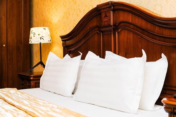 In-room safe, iron/ironing board, free WiFi, bed sheets