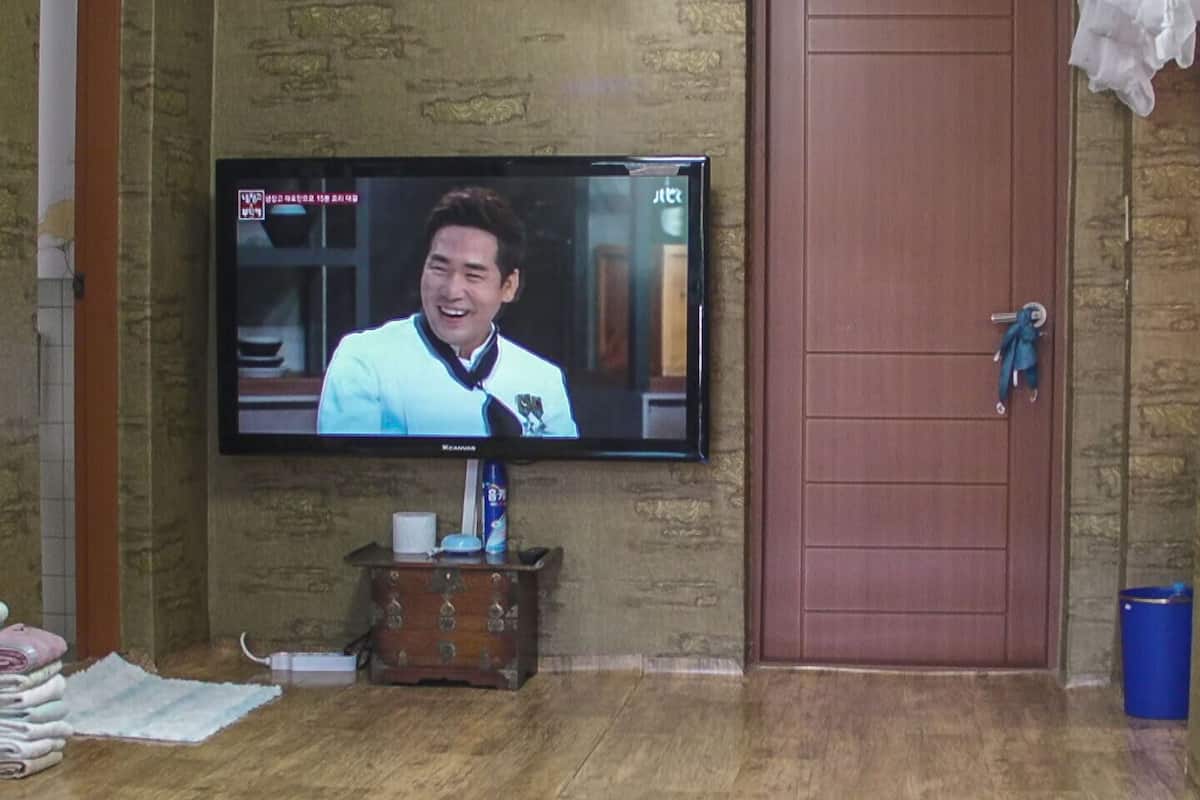 독채 | 거실 공간 | 평면 TV