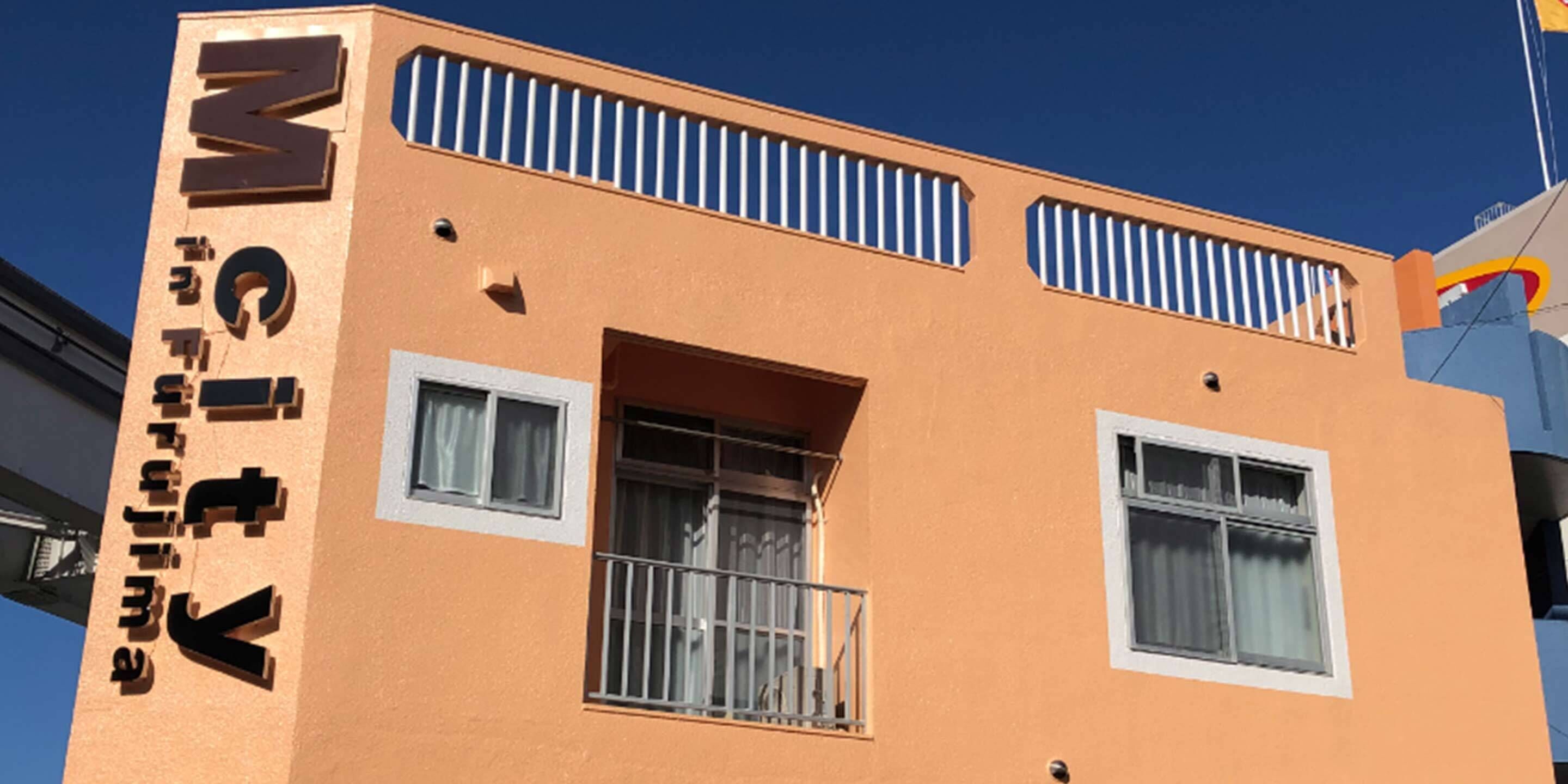 المنشأة من الخارج