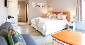 Family Room | Down comforters, in-room safe, individually decorated - Thyme Inn on Greenway (Mbombela)
