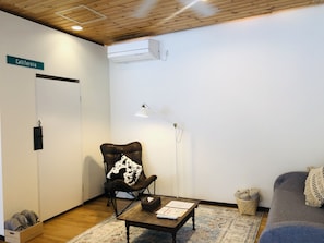 Private Vacation Home | Living area
