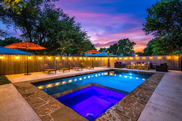 Indoor pool, outdoor pool