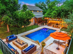 Indoor pool, outdoor pool