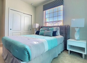 6 bedrooms, iron/ironing board, WiFi, bed sheets