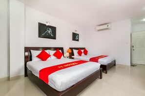 Family Quadruple Room | Egyptian cotton sheets, premium bedding, down duvets, memory-foam beds - Hai Yen hotel (Ho Chi Minh City)