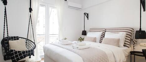 Apartment, 2 Bedrooms | 2 bedrooms, free WiFi, bed sheets