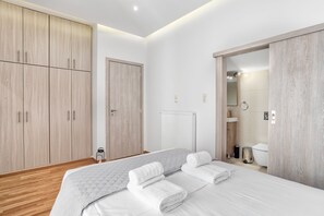 Interior - Serene Acropolis View Roofdeck (Athens)