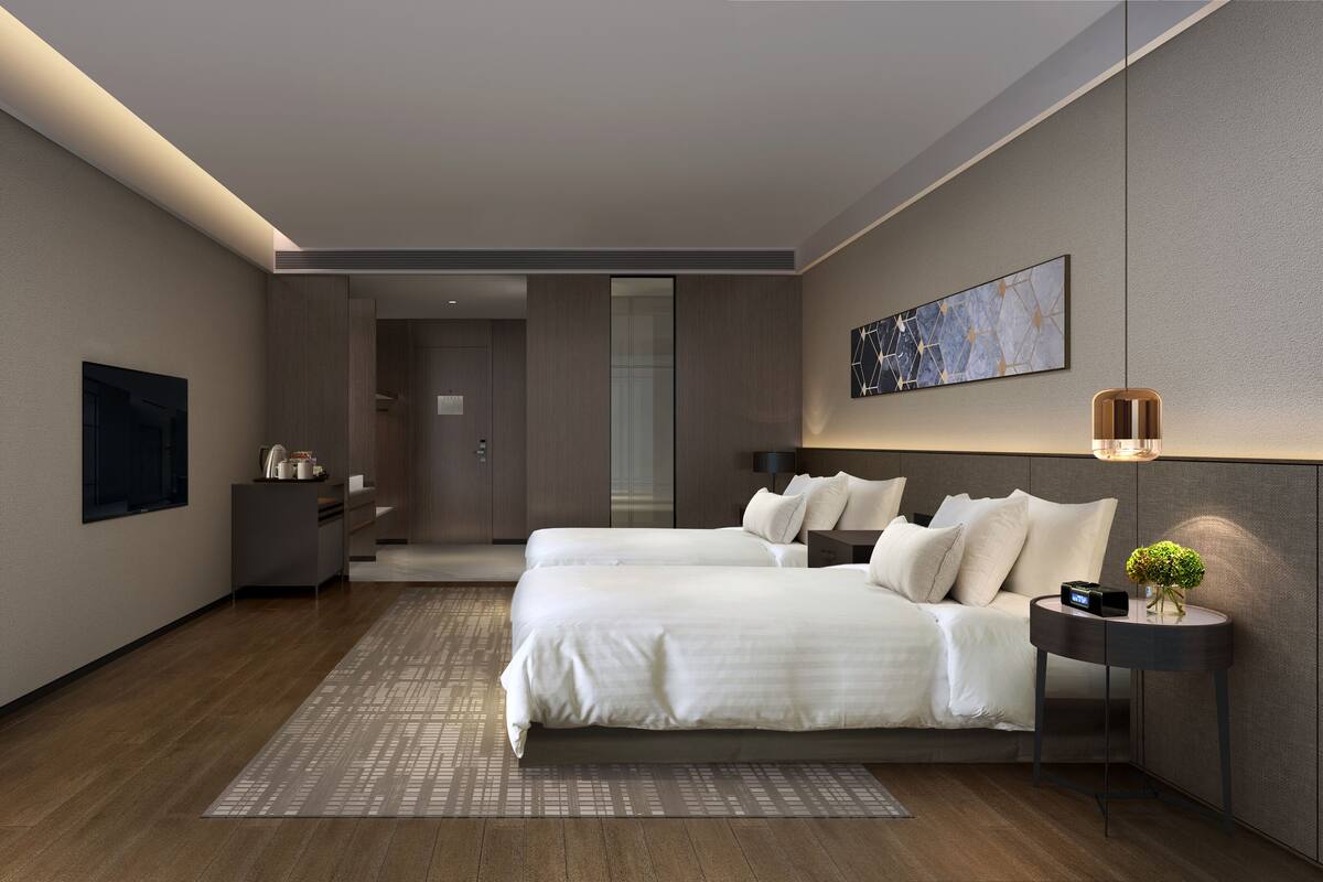 Deluxe Twin Room | Desk, blackout drapes, free WiFi