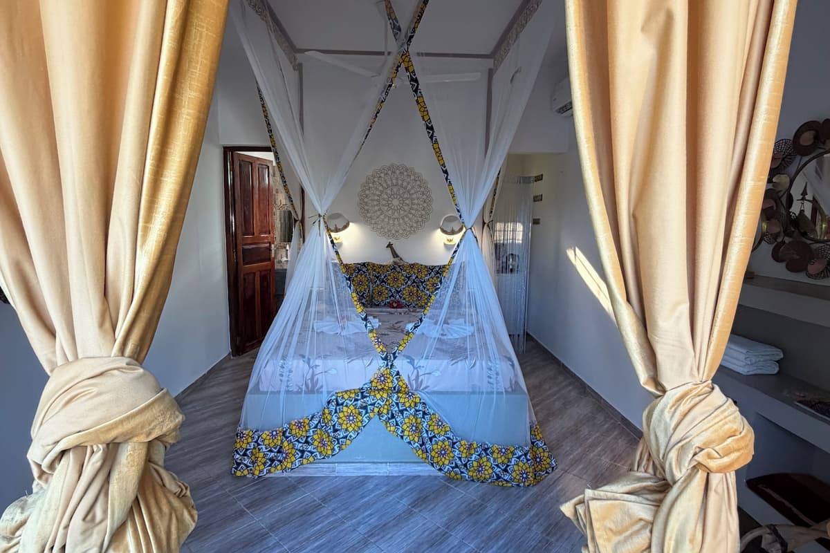 Panoramic Studio (Kibiriti) | Hypo-allergenic bedding, in-room safe, individually decorated