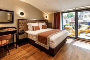 Dobbeltrom – executive, terrasse | Minibar, lydisolert, wi-fi (inkludert) og sengetøy