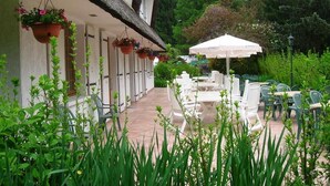 Garden - Hôtel La Chrissandière (La Balme-de-Sillingy)