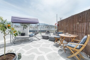 Terrace/patio - Island in the sky Acropolis & city views (Athens)