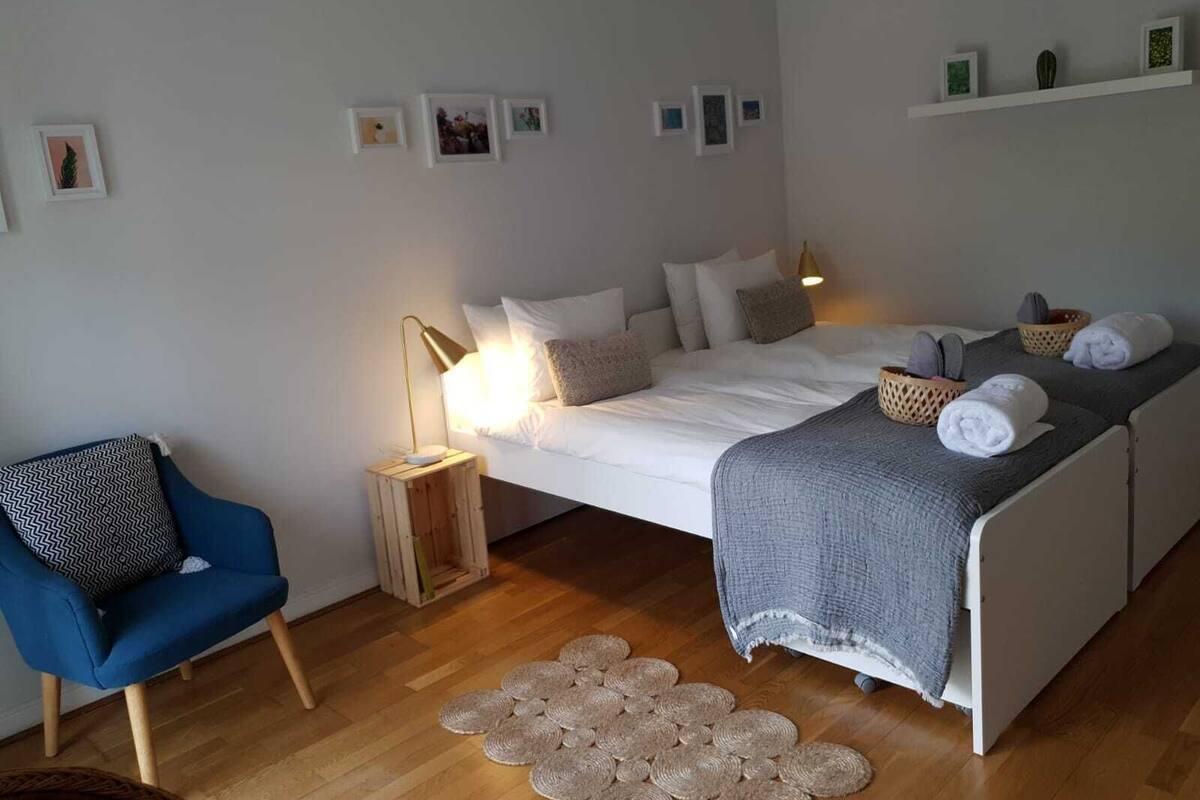 Wifi gratis y ropa de cama