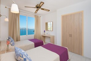 Apartemen, 1 kamar tidur, balkon, pemandangan laut | Meja kerja, tempat tidur bayi (biaya tambahan), dan Wi-Fi gratis