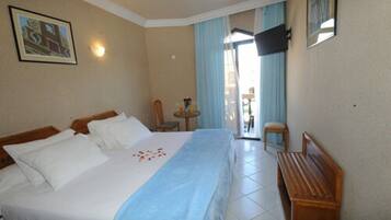 Minibar, in-room safe, desk, blackout curtains