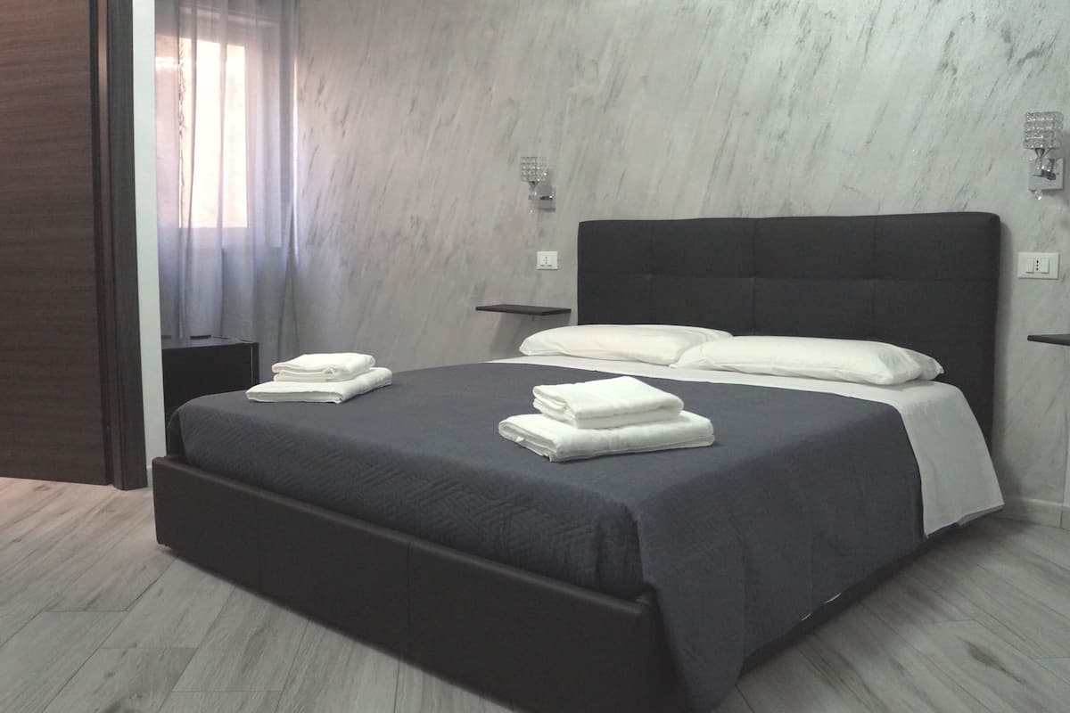 Deluxe Double Room (N.3)